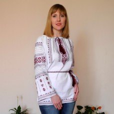 Embroidered blouse "Alyna"